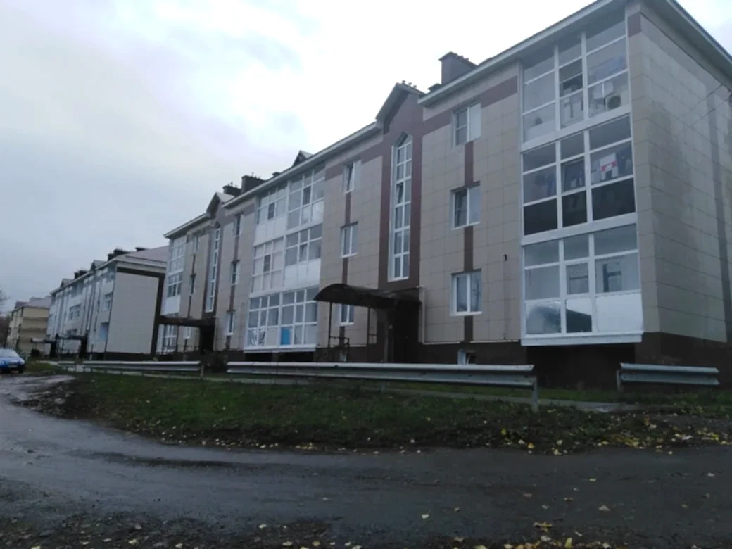 Многоквартирные дома, пгт Анна