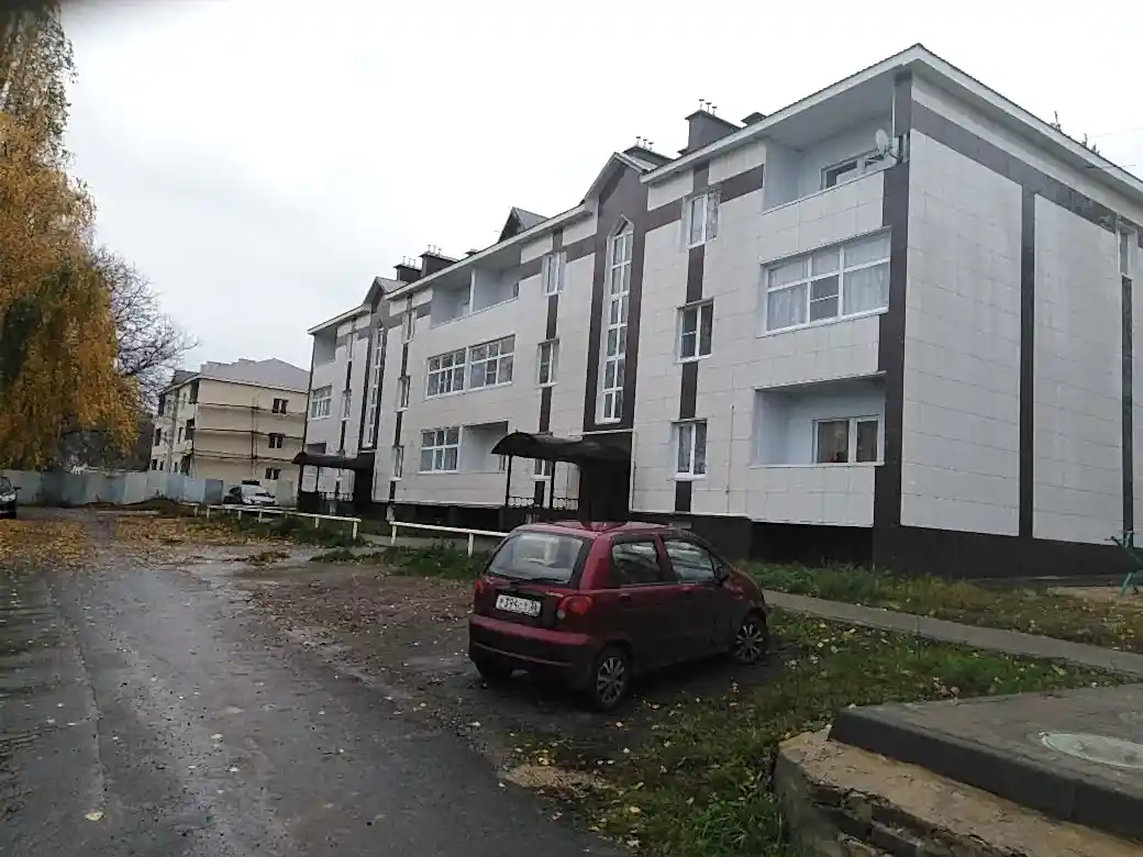 Многоквартирные дома, пгт Анна